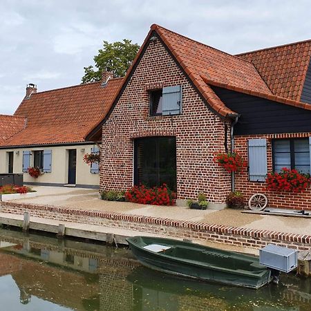 Au Chemin Du Paradis Gite De 10 Personnes 4 Etoiles Saint-Martin-Lez-Tatinghem Eksteriør billede