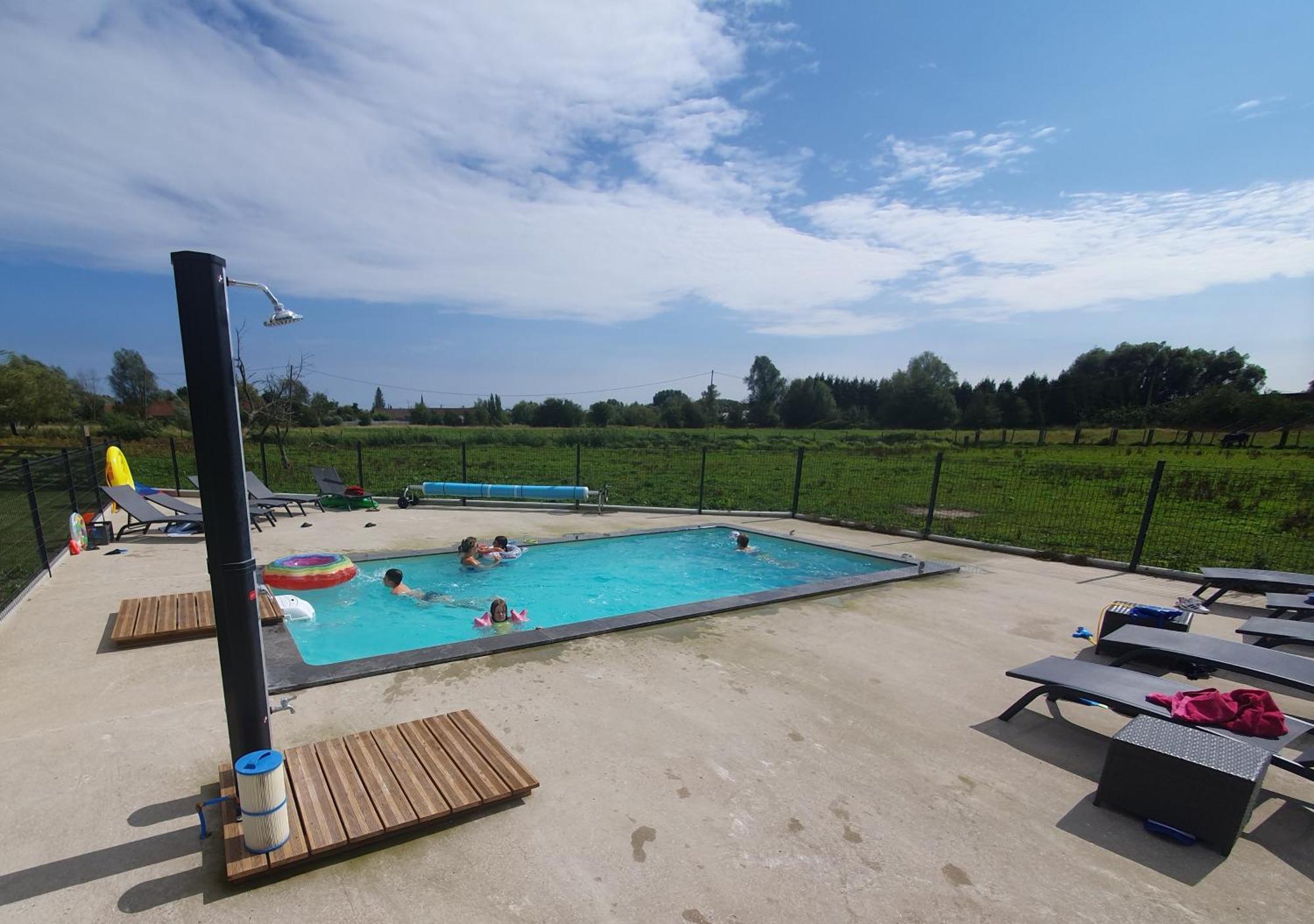 Au Chemin Du Paradis Gite De 10 Personnes 4 Etoiles Saint-Martin-Lez-Tatinghem Eksteriør billede